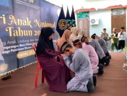 Empat Anak Binaan Basuh Kaki Orang Tua, Hari Anak Nasional di LPKA Jadi Ruang Maaf